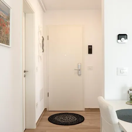 B&v 701 Coresi - Luxury Mountain Haven Apartment *